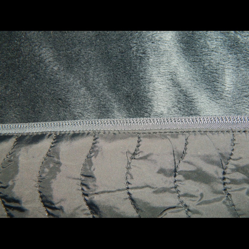 Vest - Picture 3 of 3